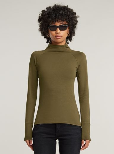 Lecite Slim Turtle Neck Top